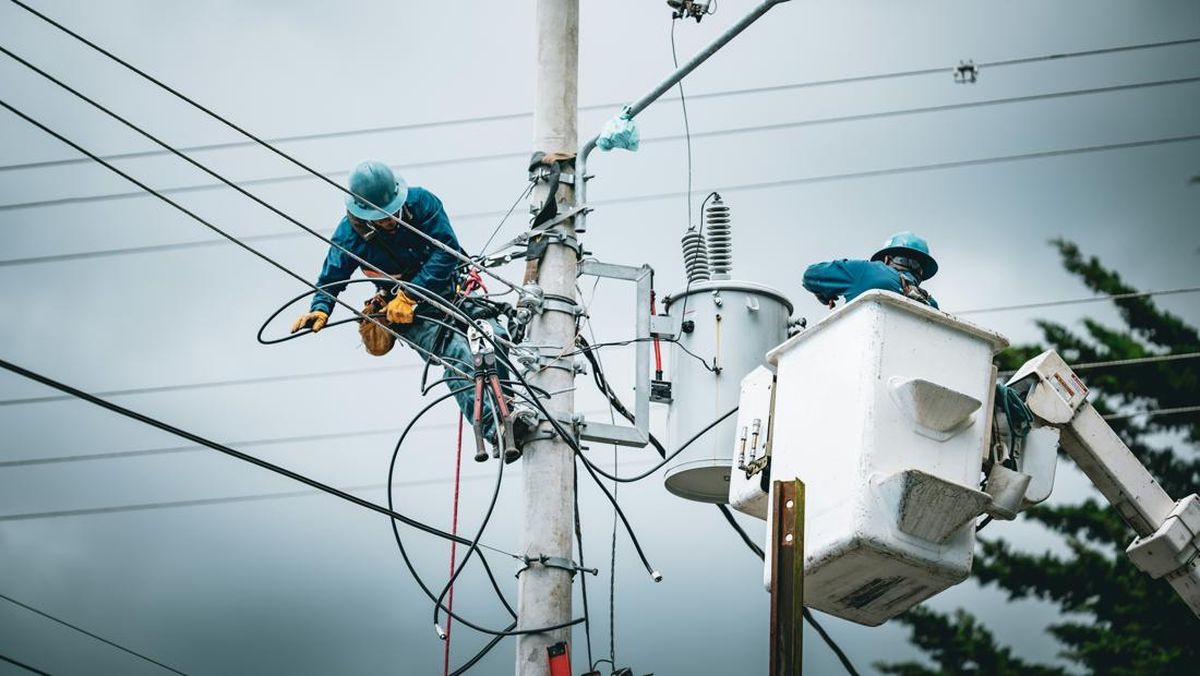 PLN Didesak Penuhi Hak Konsumen Pascapemadaman Listrik